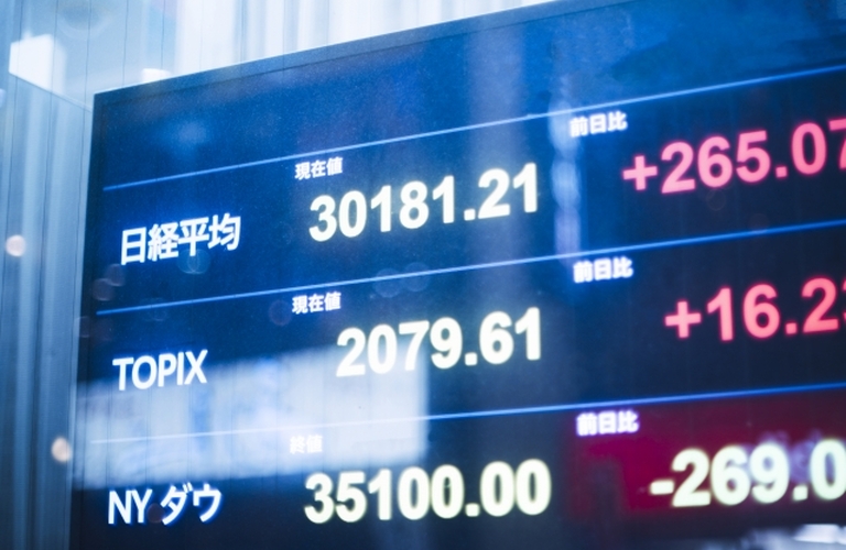 投資の世界　日経225先物世界はテクニカル分析　ファンダメンタルでは100％勝てません　リバティキャピタルマネージメント